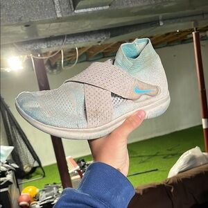 Nike Women's Light Blue and White Athletic Shoes